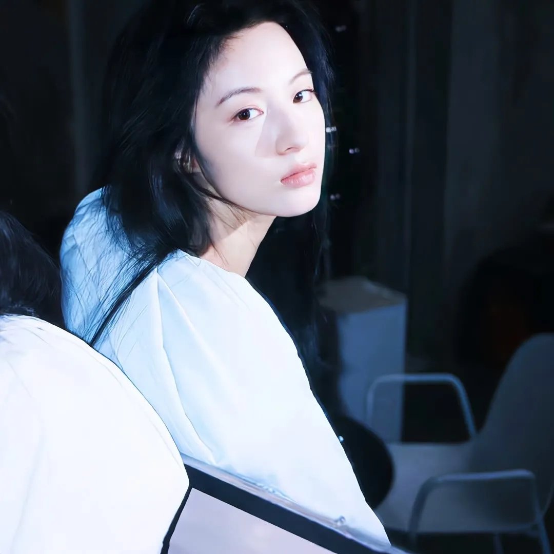 火球：来自黑暗世界的访客